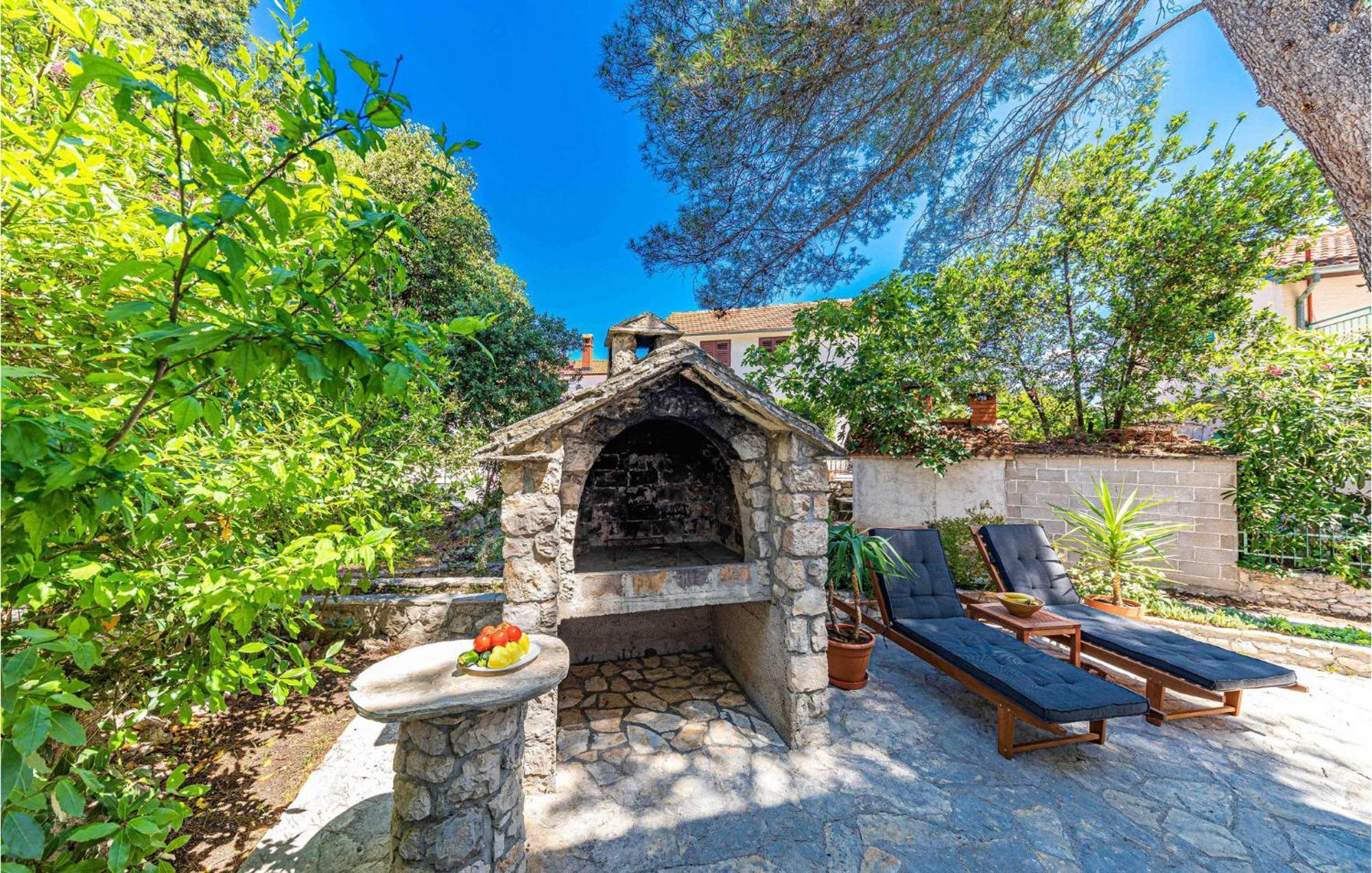 3 Bedroom Lovely Home In יאדריה חדר תמונה